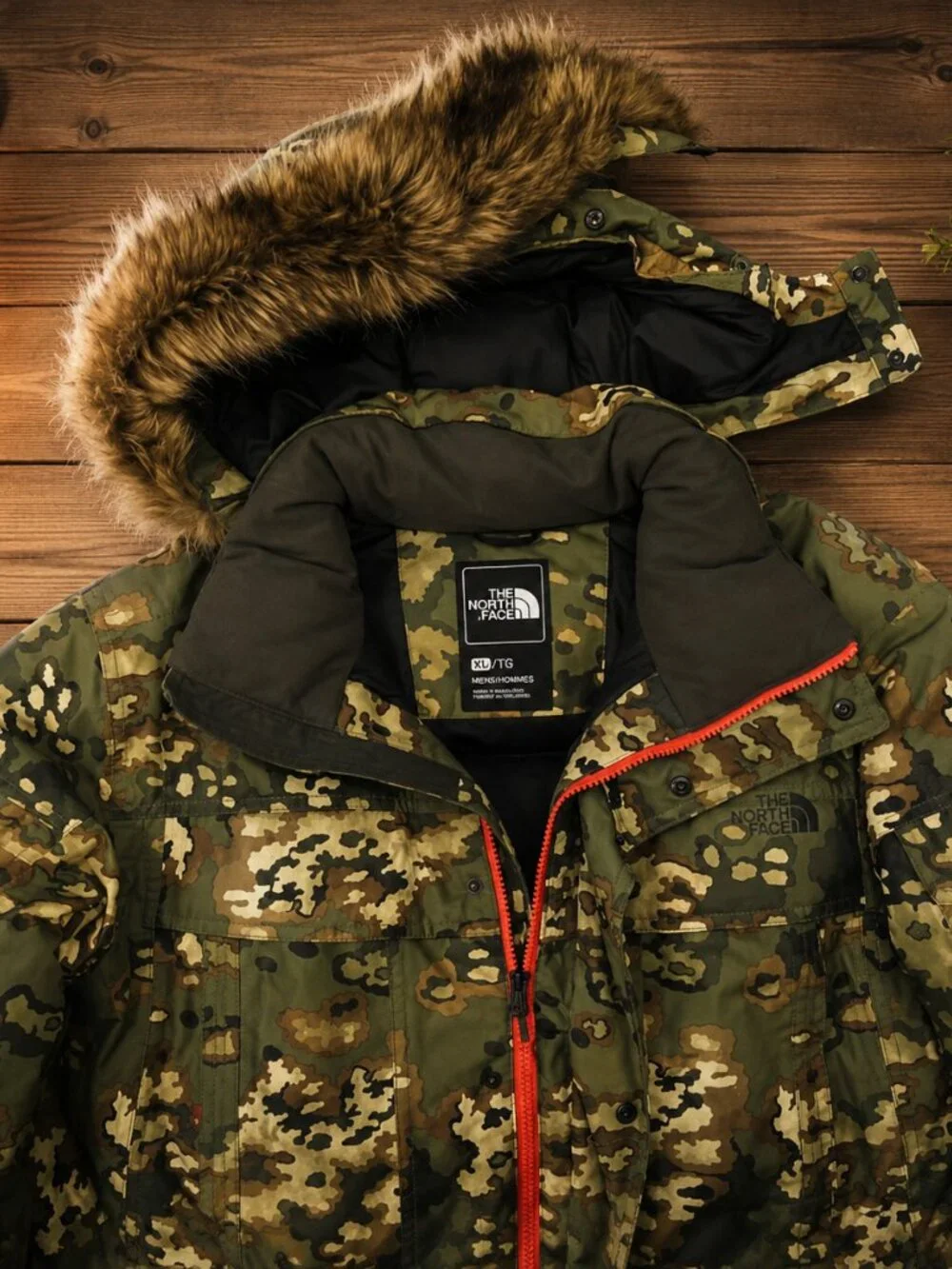 North Face Men's McMurdo Down Parka - XL/Camo NEW! RARE!